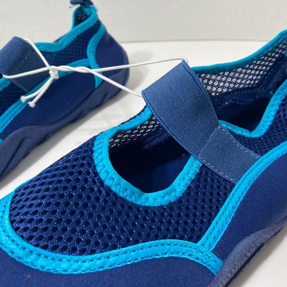 Water Beach Shoes Size 5/6 Navy Blue Slip on Shoes Athletech - Picture 5 of 14